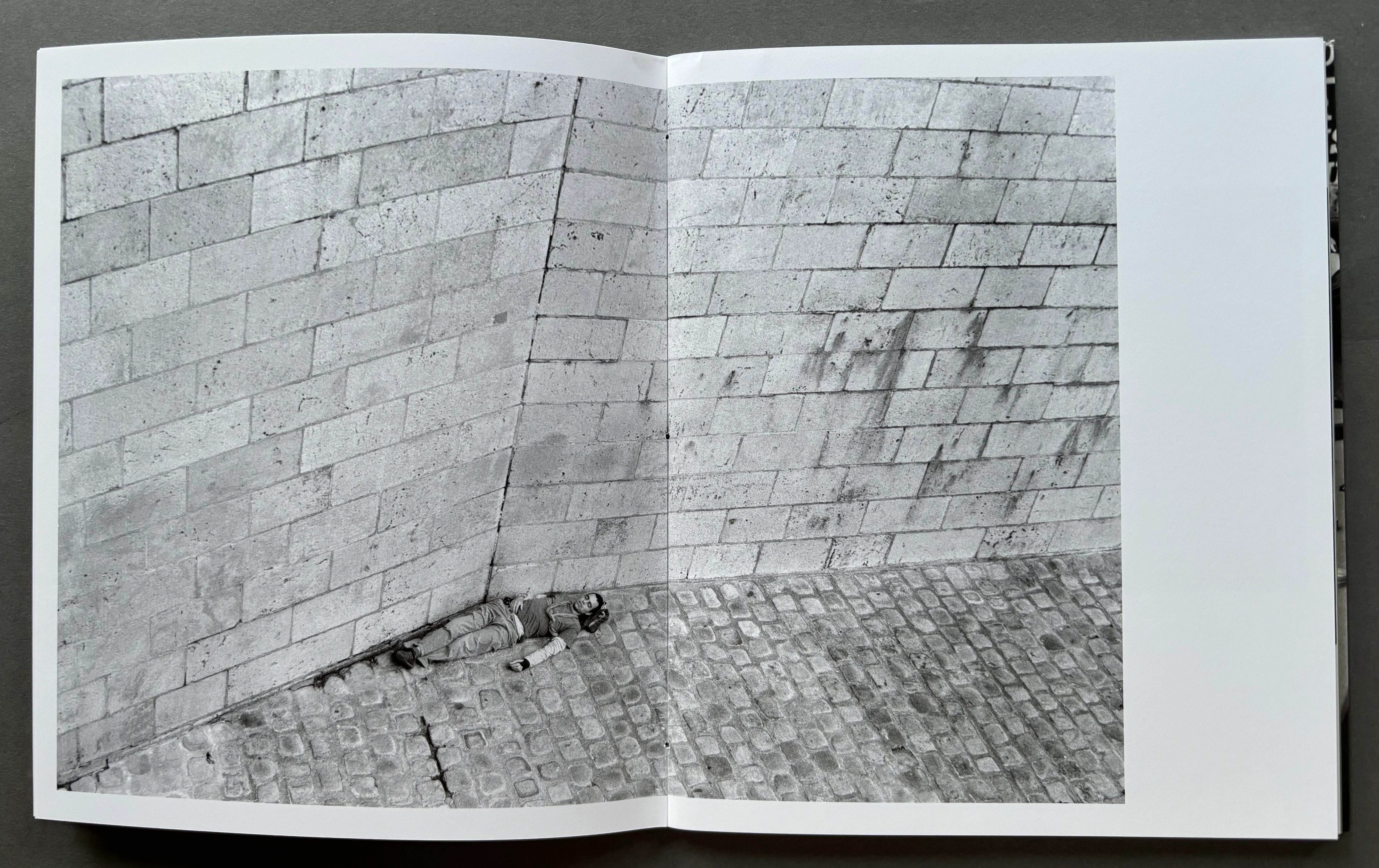City Confessions #3: Paris - Image 5